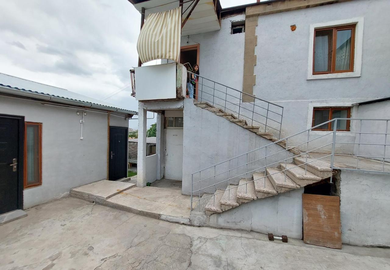 Sam'S Place, Tours With Sam Erivan Exterior foto